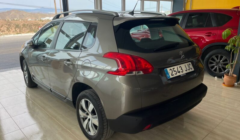 Peugeot 2008 Active full