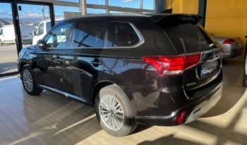 Mitsubishi Outlander PHEV full