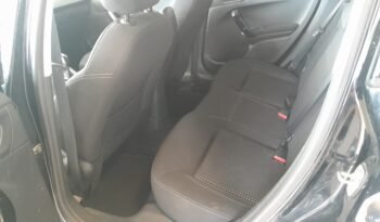 Peugeot 208 full